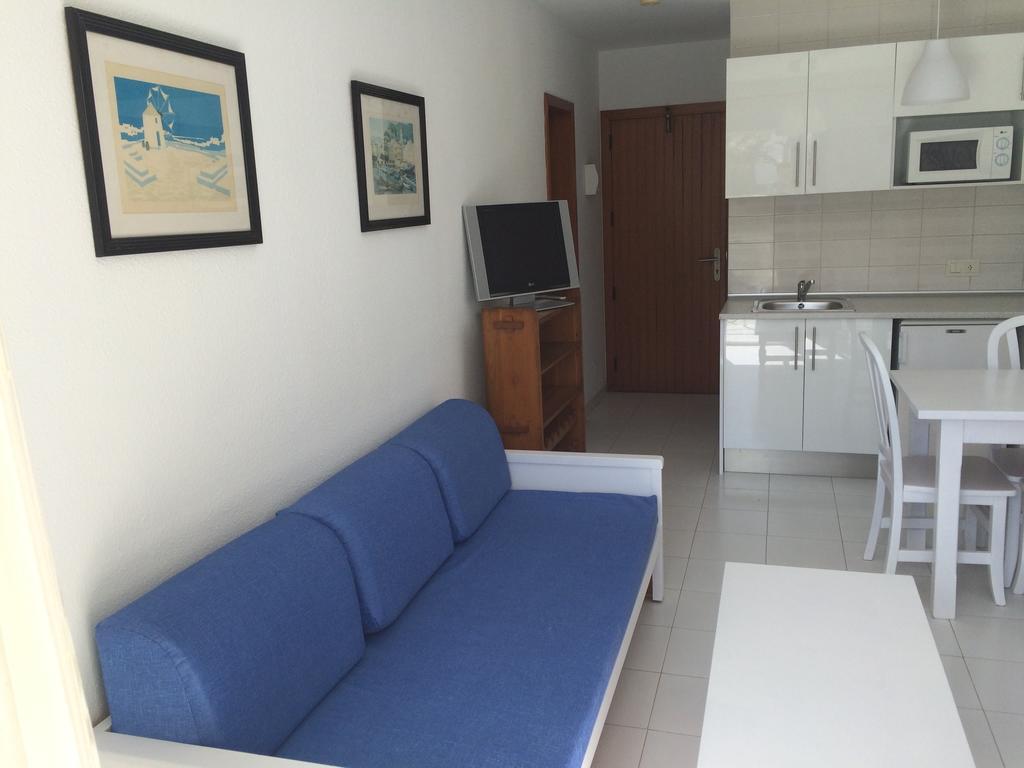 Llevant Apartments Port de Pollenca Exterior photo