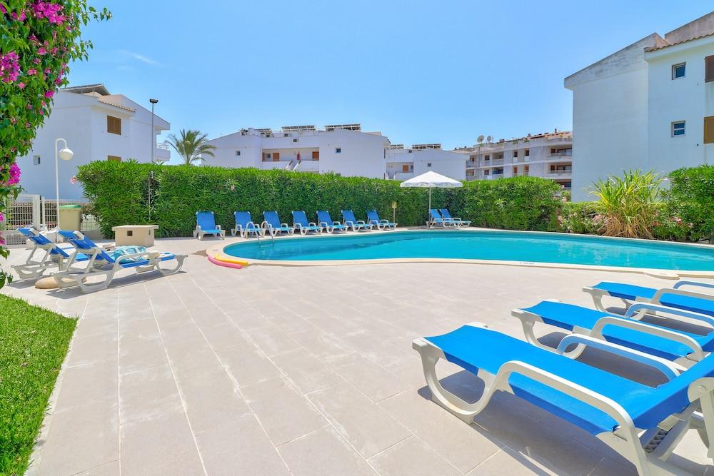 Llevant Apartments Port de Pollenca Exterior photo