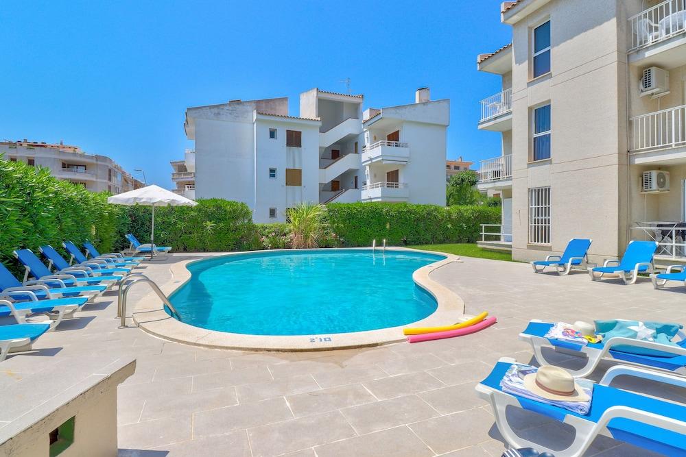 Llevant Apartments Port de Pollenca Exterior photo